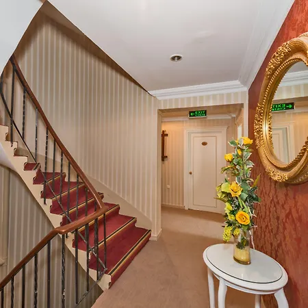 Отель Santa Sophia -